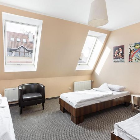 Shick Hostel Wrocław Extérieur photo