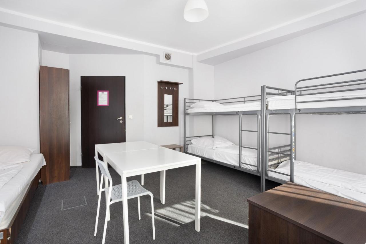 Shick Hostel Wrocław Extérieur photo
