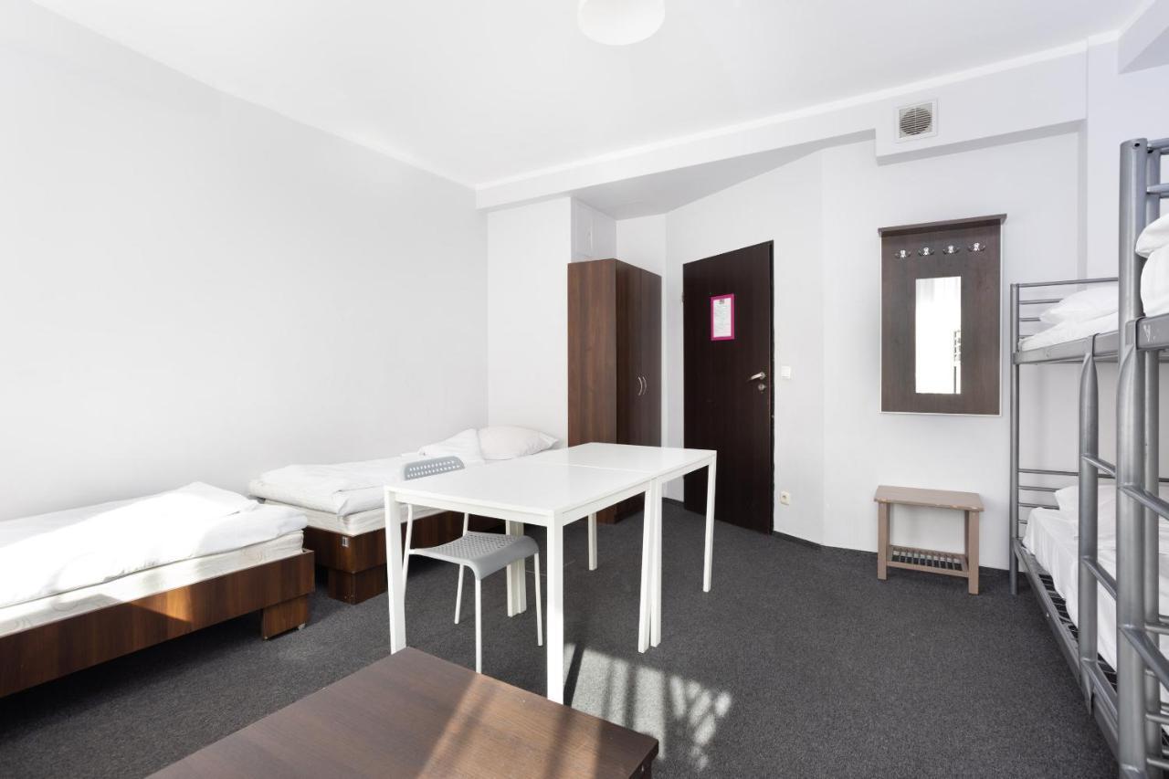 Shick Hostel Wrocław Extérieur photo